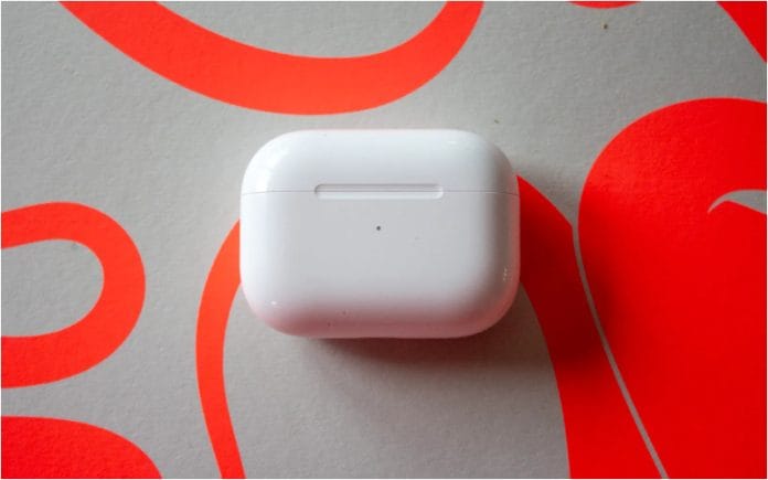 Apple AirPods (2nd Generation)