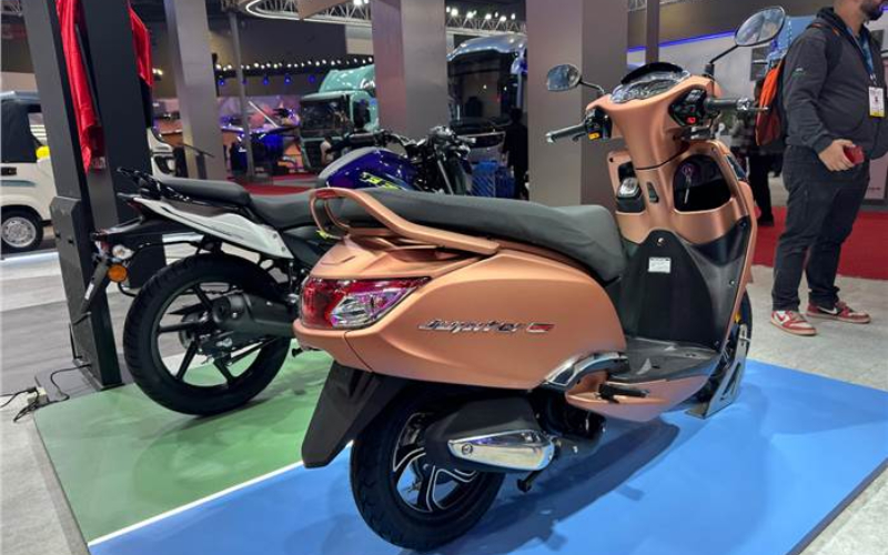 TVS Jupiter CNG